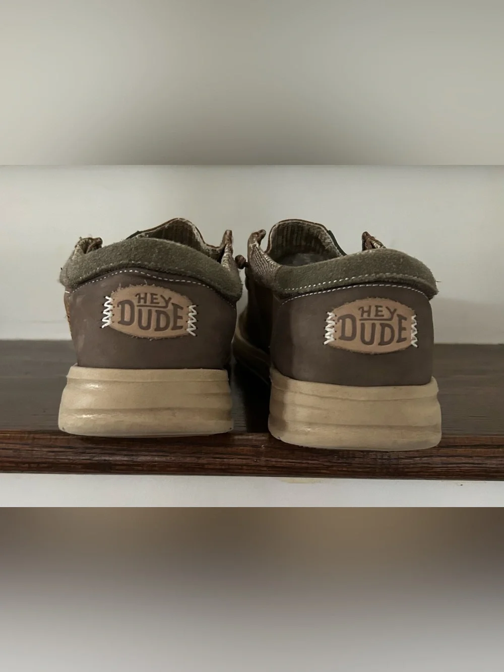 Hey Dude hey dude
